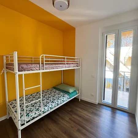 Apartment Casa Eliana Luna Meina