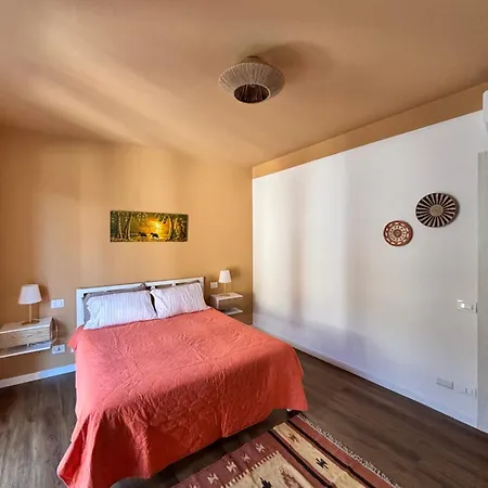 Casa Eliana Luna דירה